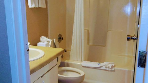 Deluxe Double Room with Two Double Beds - Non-Smoking