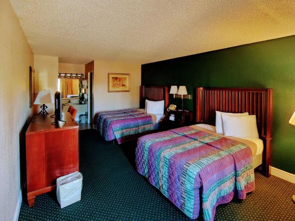 Standard Room with Two Double Beds